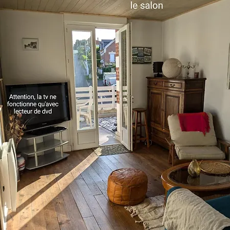 Spacieux Avec Terrasse Proche Lägenhet