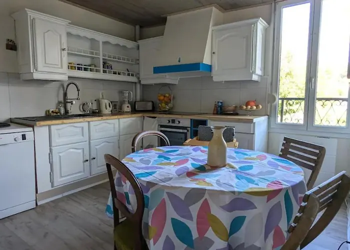 Spacieux Avec Terrasse Proche